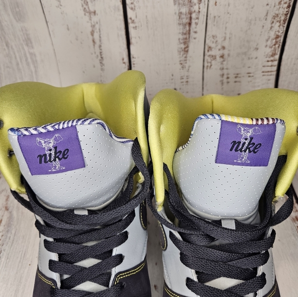 2009 Nike RT1 High / Mens Size 10.5 / Colorway - Blue, Gray, & Yellow - Picture 10 of 12